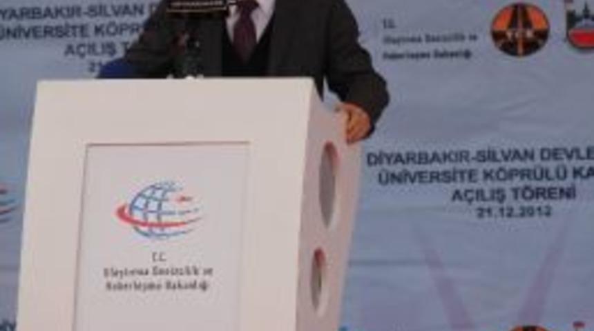 Bakan Yıldırım'dan Diyarbakır&rsquo;a Havaalanı M&uuml;jdesi