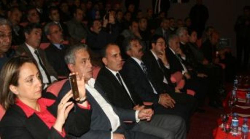 Bakanlardan Siyaset Akademisinde E-muhtıra &Ouml;rneği