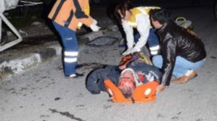 Manisa'da Trafik Kazası: 10 Yaralı