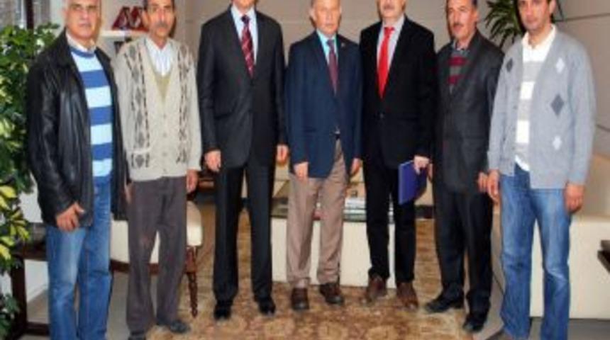 İzmirli Halıcılar Sanayi Sitesi Istiyor