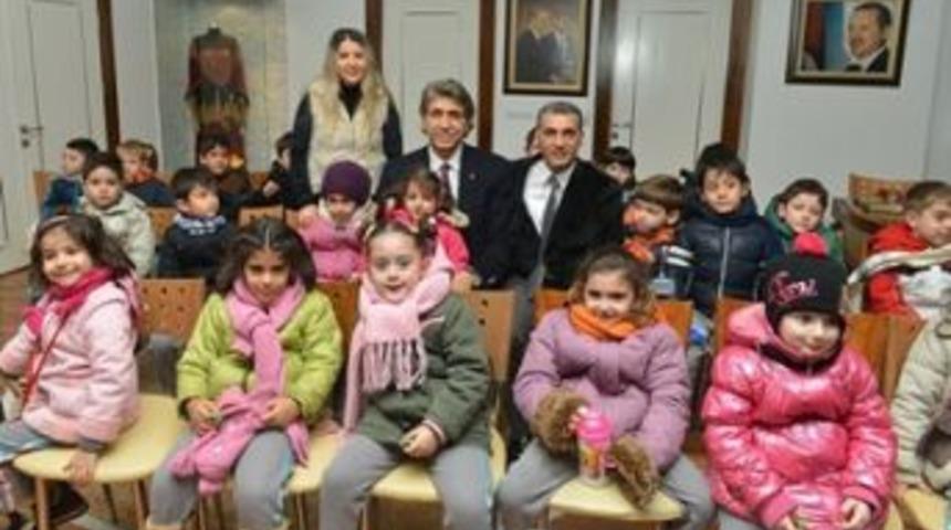Anaokulu &ouml;ğrencilerinden Demir'e ziyaret