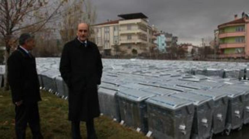 Elazığ'a 2 Bin Yeni &Ccedil;&ouml;p Konteynırı