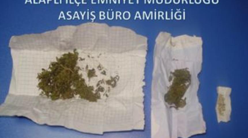 Uyuşturucu Satanlar Yakalandı