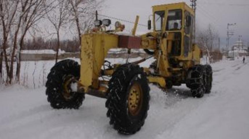 Van'da Karla M&uuml;cadele &Ccedil;alışmaları