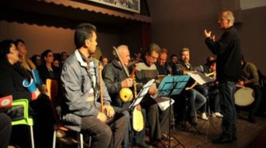 Milas T&uuml;rk Halk M&uuml;ziği Topluğu Konsere Hazırlanıyor