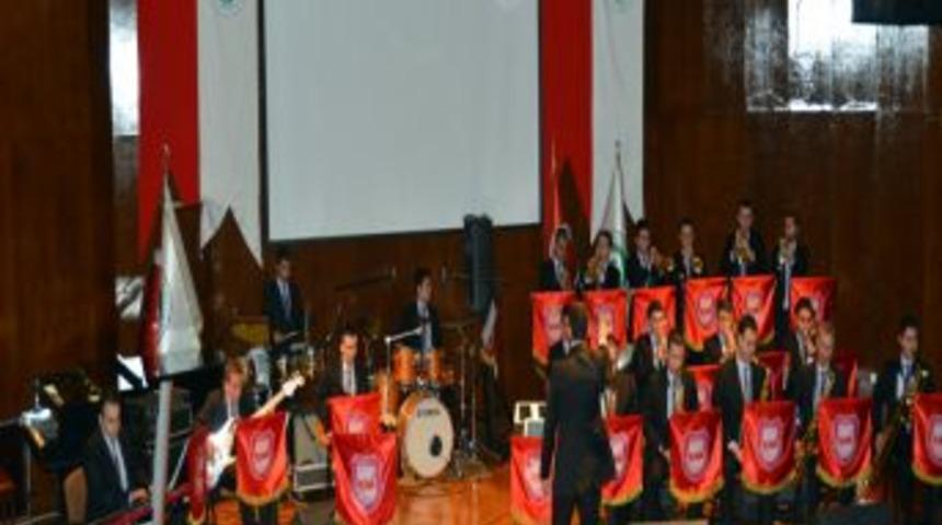 T&Uuml;RKAY Adana&rsquo;da Ayakta Alkışlandı