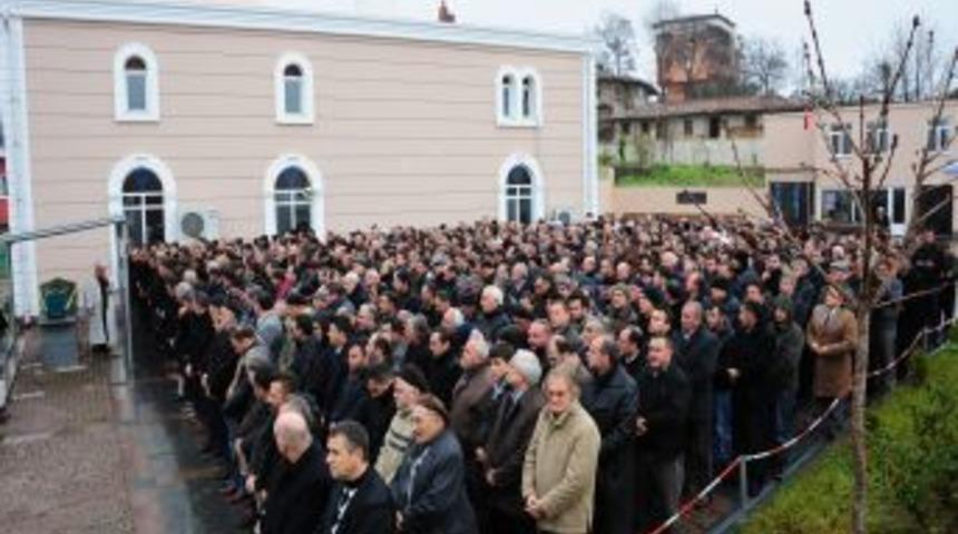 Turan &Ccedil;akır Ve Ailesinin Acı G&uuml;n&uuml;
