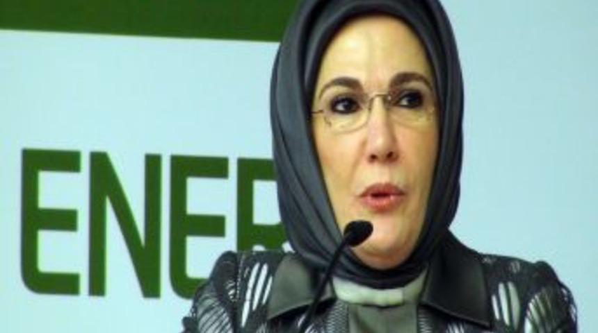 Emine Erdoğan: Eşitsizliğe Ve Adaletsizliğe Karşı En &Ouml;nemli M&uuml;cadele Tasarruftur