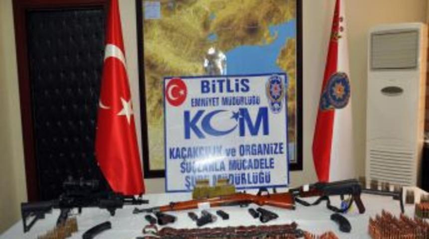 Bitlis'te Ka&ccedil;ak&ccedil;ılık Operasyonunda 14 Tutuklama