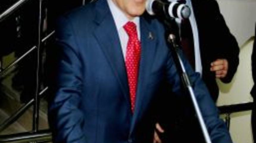 Iğdır Valisi: Sağlık &Ccedil;alışanından Vatandaşa Saygılı Davranmalarını Bekliyorum