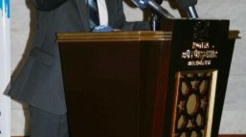 Hak-iş Genel Başkanı Arslan Konif'e Katıldı