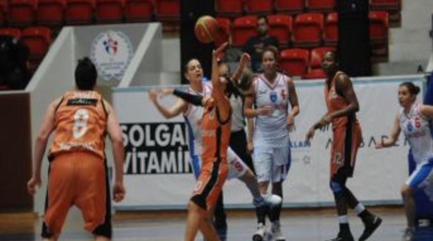 Adana Botaş: 72 - Canik Belediye: 70