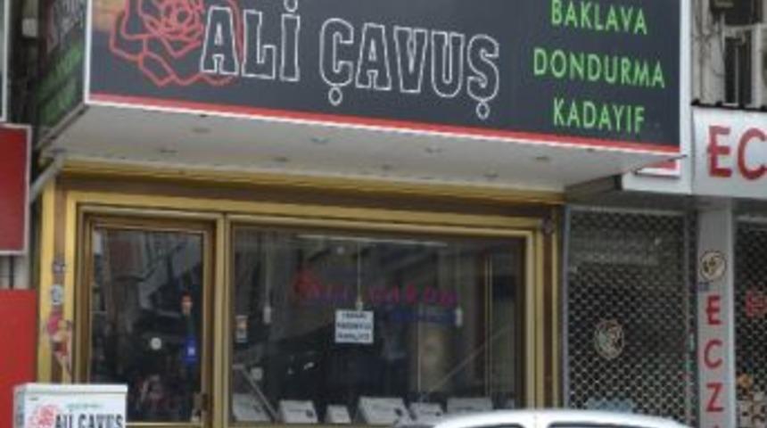 Nazilli&rsquo;de Baklava &Ouml;ks&uuml;z Kaldı