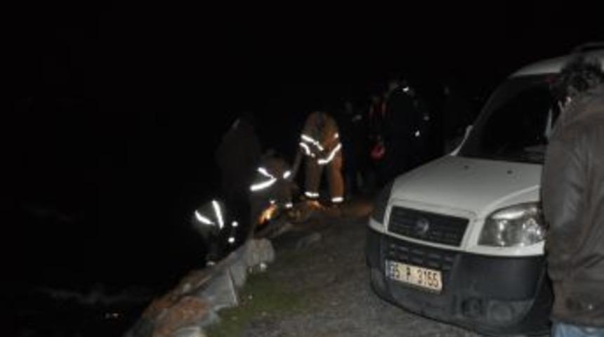 İzmir'de denizde erkek cesedi bulundu