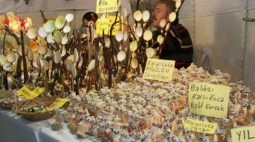 Sevgiler, Deniz Kabuğu Ile S&ouml;nmeyecek