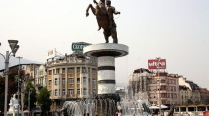 'Türkler, Balkanları ‘kardeşlik’ Parolasıyla Kucaklıyor'