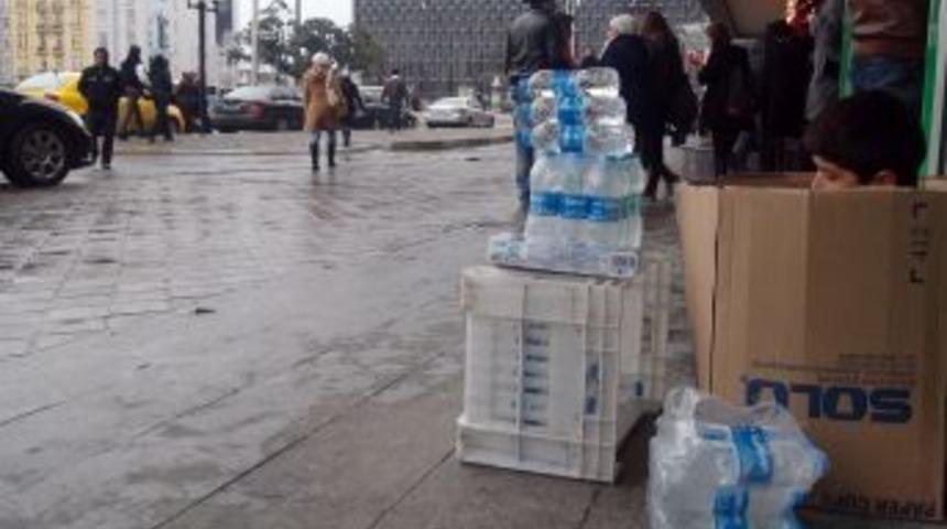 Karton Kutuda Hayat M&uuml;cadelesi