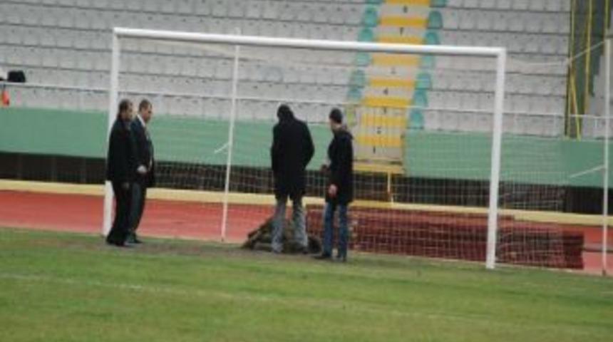 Futbolcuların Saha İsyanı