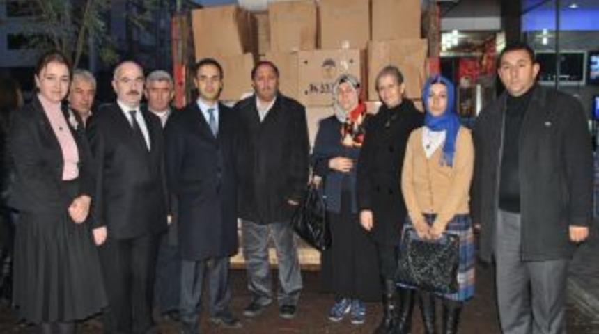 AK Parti Kayseri Teşkilatından Suriyelilere Yardım