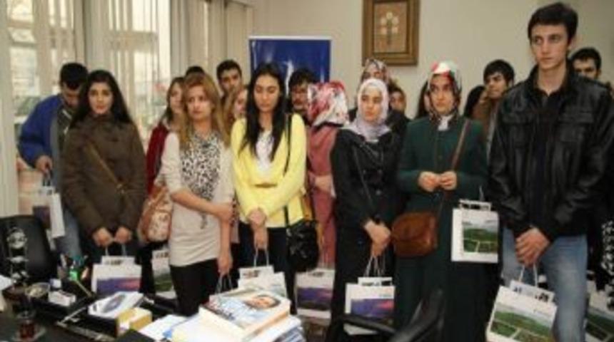 Yalova &Uuml;niversitesi &Ouml;ğrencileri Kocaeli B&uuml;y&uuml;kşehir'i Ziyaret Etti