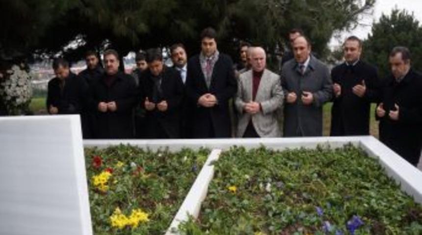 DP’liler Aydın Menderes’i Mezarı Başında Andı