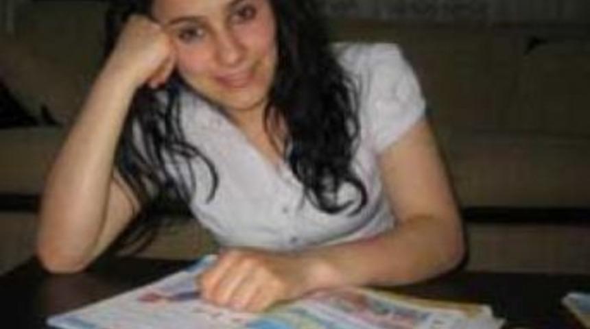 Hale &Ouml;ğretmen Son Yolculuğuna Uğurlandı