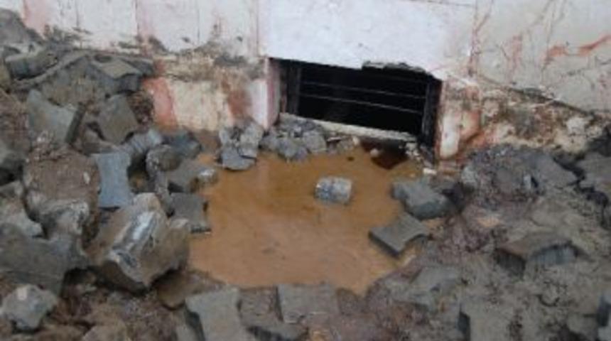 G&uuml;roymak Belediyesi&rsquo;nde Yangın