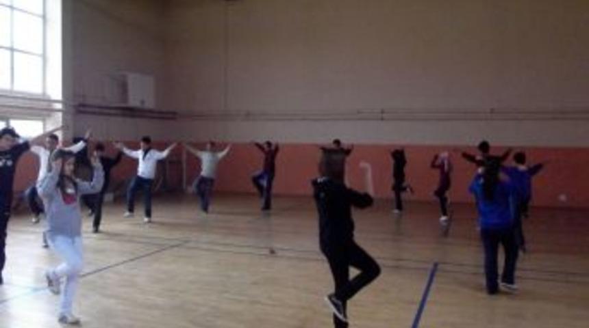 Yozgat Gen&ccedil;lik Merkezi&rsquo;nde Halk Oyunlarına Yoğun Ilgi