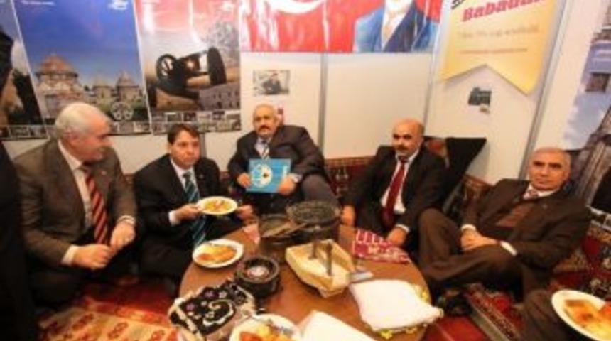 İki G&uuml;nde 20 Bin Kişi Buluştu