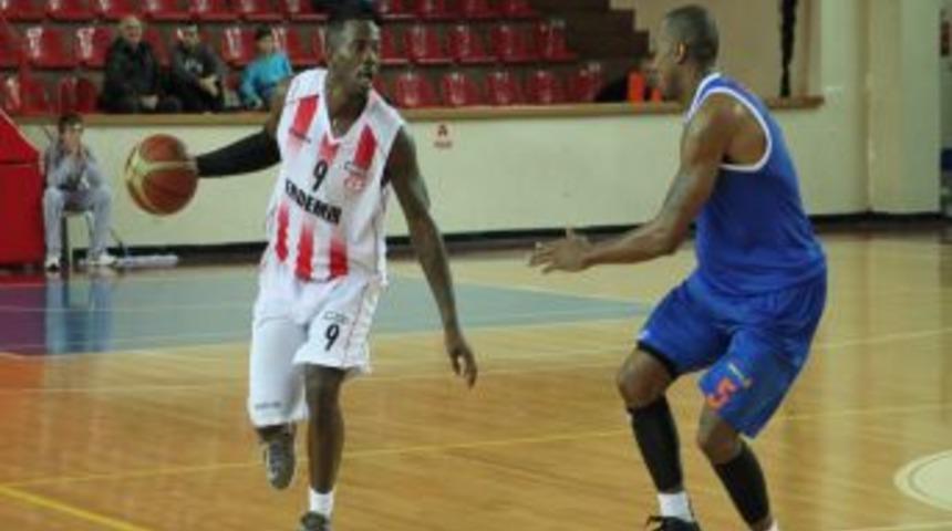 Erdemirspor: 96 - Mersin B&uuml;y&uuml;kşehir Belediye: 86