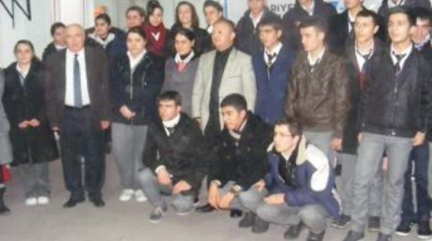 Aykut Yal&ccedil;ın &Ouml;ğrencilerle Kariyer G&uuml;n&uuml;nde Buluştu
