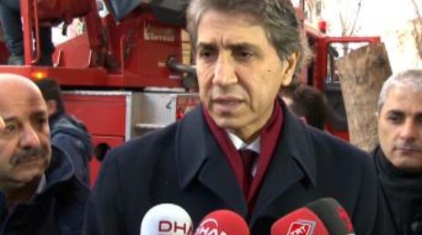 Başkan Mustafa Demir: Yangının Sirayet Etmemesi Sevindirici