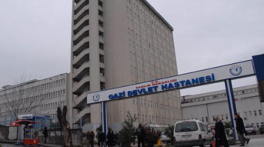 Hastanenin 10. katından atladı