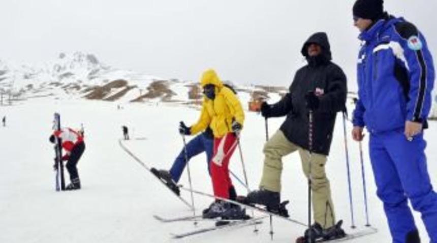 Erciyes&rsquo;te Oteller Doldu