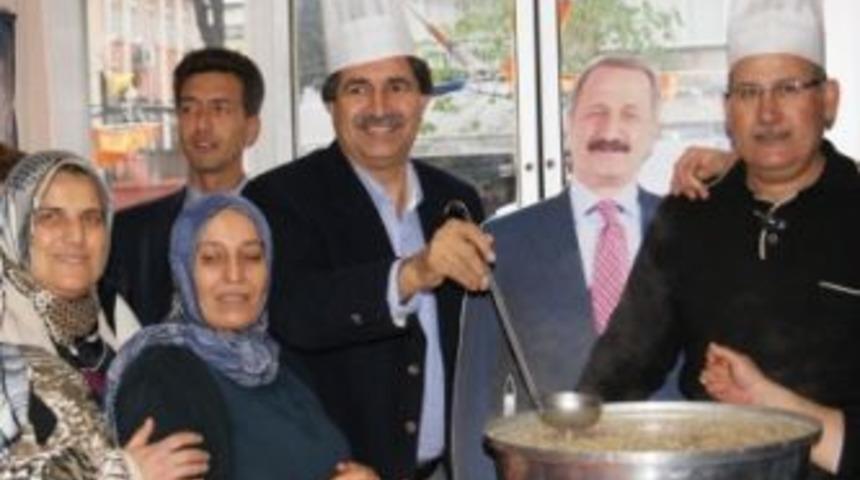 Kağıt maketten medet umuyorlar