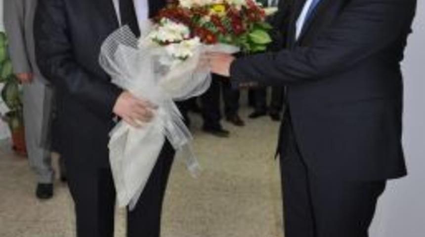 Balıkesir İl Milli Eğitim M&uuml;d&uuml;r&uuml; Caner G&ouml;revine Başladı