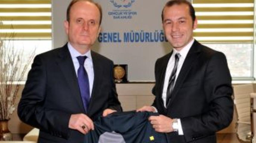 Genel M&uuml;d&uuml;r Baykan, C&uuml;neyt &Ccedil;akır Ile G&ouml;r&uuml;şt&uuml;