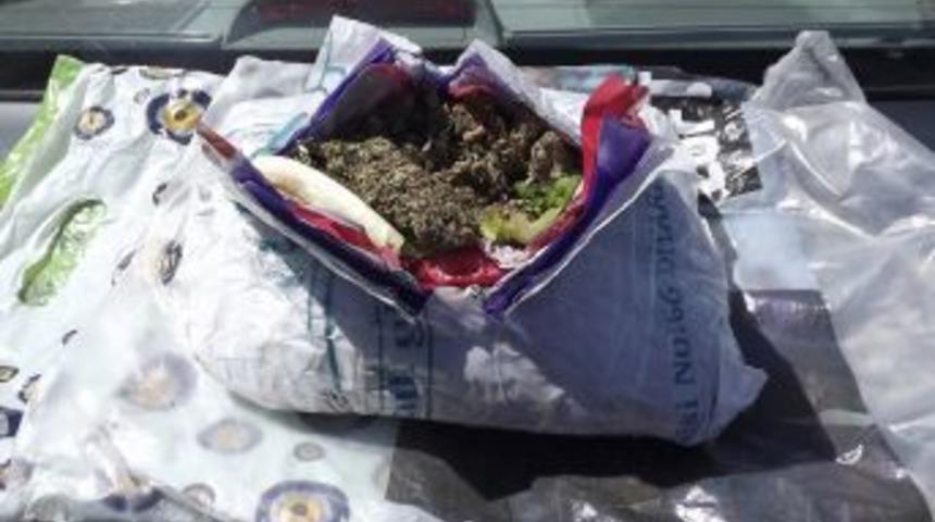 Uşak'ta 48,5 Kg. Esrar Ele Ge&ccedil;irildi