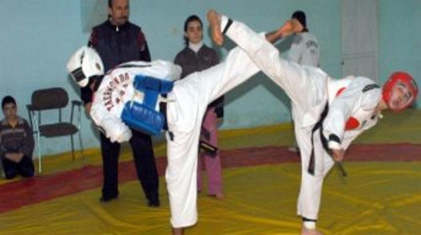 Elbistanlı Tekvandocuların Başarısı