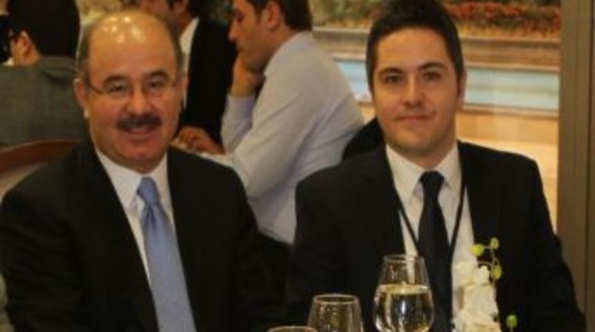 Ulud&uuml;z, Ak Parti Tanıtım Ve Medya Başkanları Toplantısına Katıldı