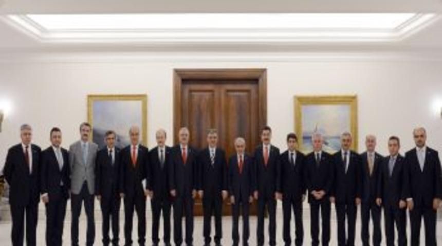 Cumhurbaşkanı G&uuml;l: Kelime Hazinesi Zayıf Bir Nesil Ortaya &Ccedil;ıktı