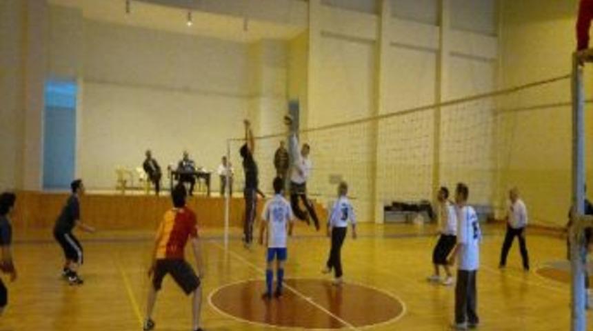 &Ouml;ğretmenlerin File M&uuml;cadelesi