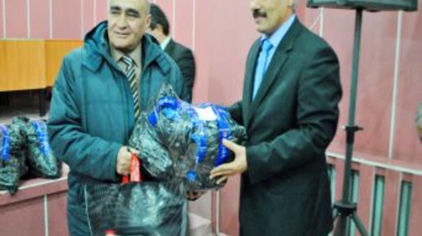 Okullara Spor Malzemeleri Desteği