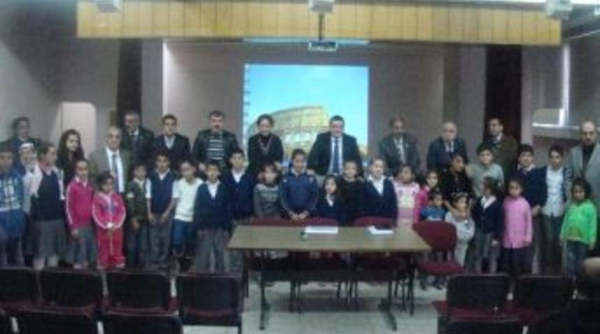 Kaymakam &Ouml;zarslan Yetim &Ouml;ğrencilerle Bir Araya Geldi