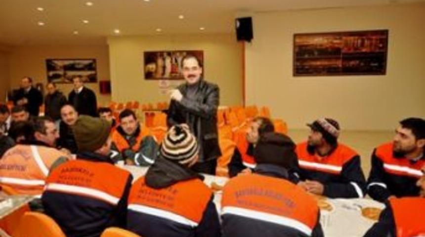 Ayaz&rsquo;dan personeline jest