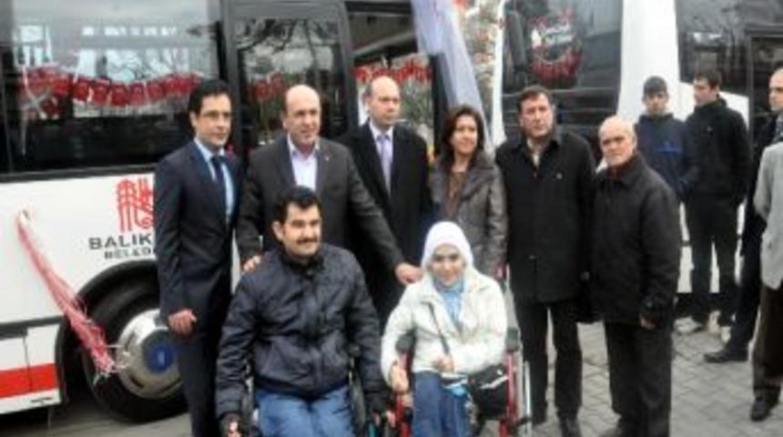 Balıkesir Belediyesi 2 Belediye Otob&uuml;s&uuml;n&uuml; Hizmete Soktu