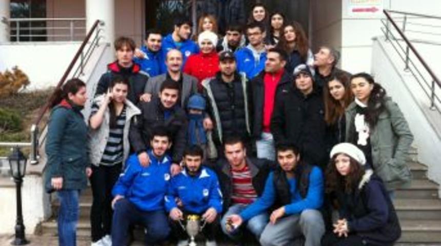 Ağrı İbrahim &Ccedil;e&ccedil;en &Uuml;niversitesi Potada Destan Yazdı