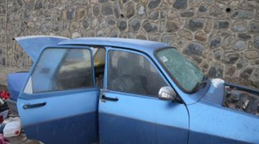 Hakkari'de Bomba Y&uuml;kl&uuml; Ara&ccedil; Ihbarı Asılsız &Ccedil;ıktı