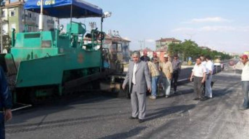 Başkan Şimşek: 10 Kilometre Yolun Sıcak Asfaltını Attık