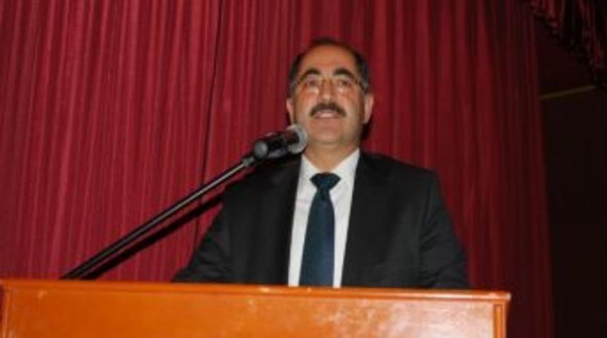 &Uuml;niversite &Ouml;ğrencilerine Destek Yemeği